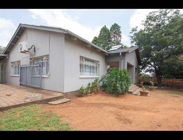 3 BEDROOM HOUSE FOR SALE IN RENSBURG